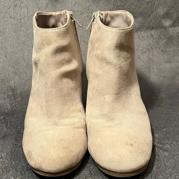 Ankle Boot - Picture 6 of 6